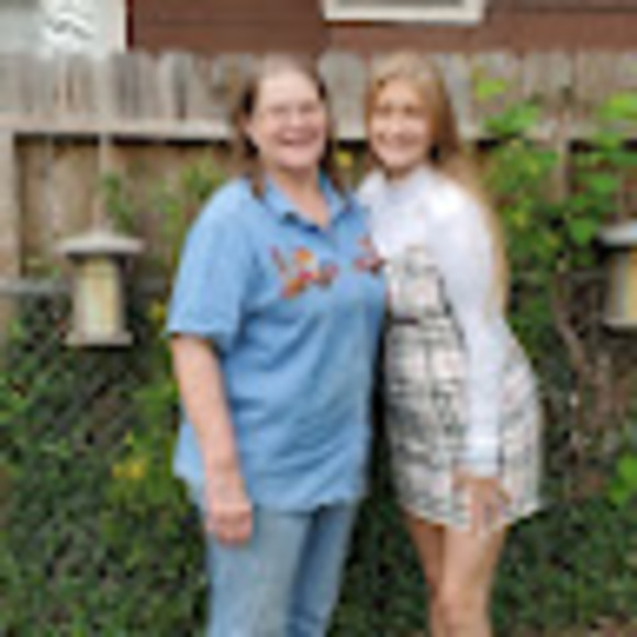 Meet your Posher, Kristina - Picture 1 of 1